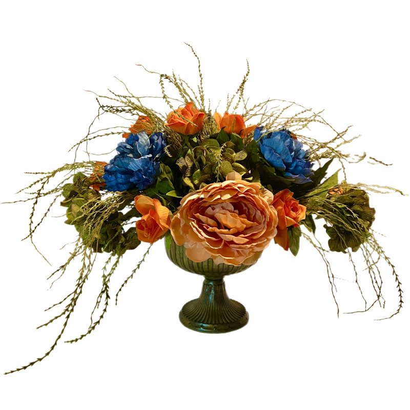 Arrangement de pivoines et d'hortensias dans un vase
