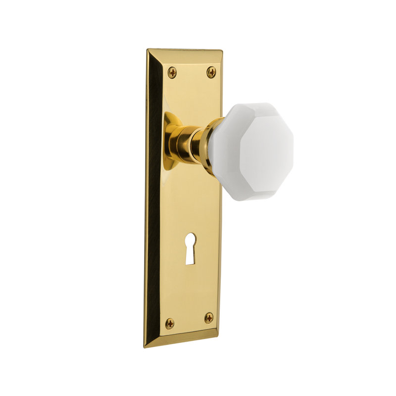 Assiette New York avec trou de serrure décoratif et bouton lait blanc Waldorf, Laiton poli