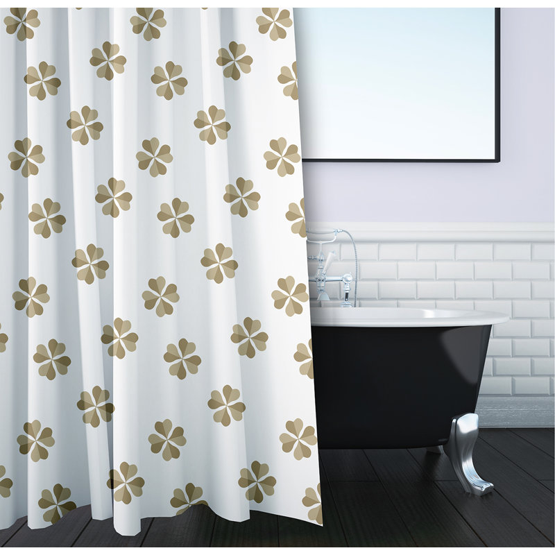 Lucky Patch Shower Curtain, Vert durable