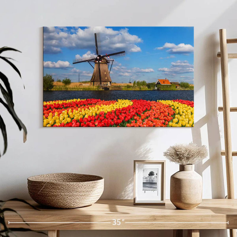 Vanna, tulipes et moulin à vent hollandais, H 16 po x l 24 po
