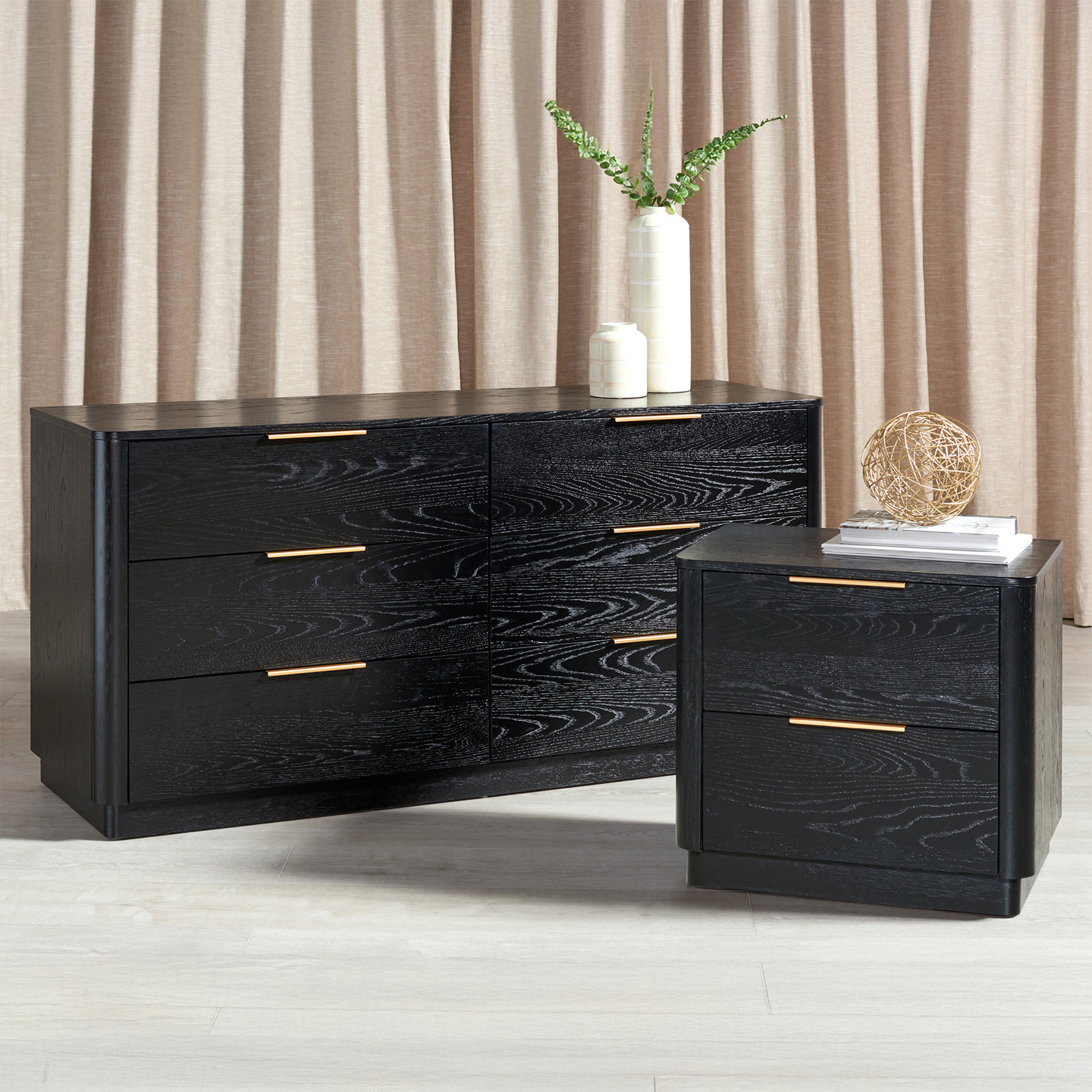 Tahani Bedroom Set, Black/Gold