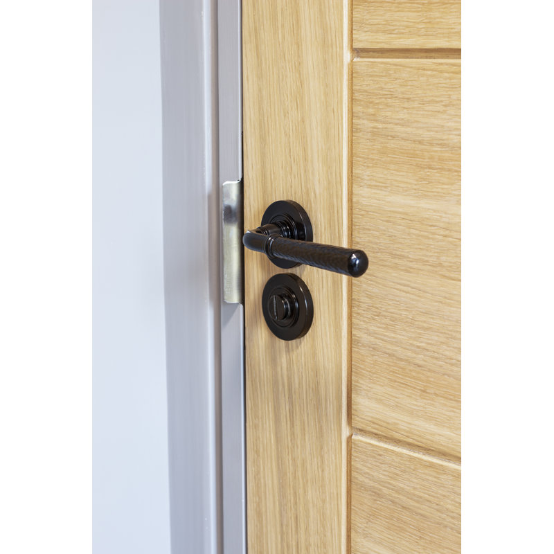 Hammered Newbury Lever on Rose Set (Plain), Black