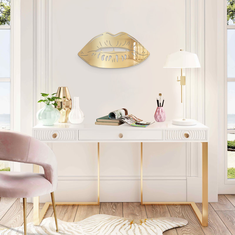 Décoration murale miroir Cool Lips Silhouette, H 13,9 po x l 25,9 po x P 1 po, Or