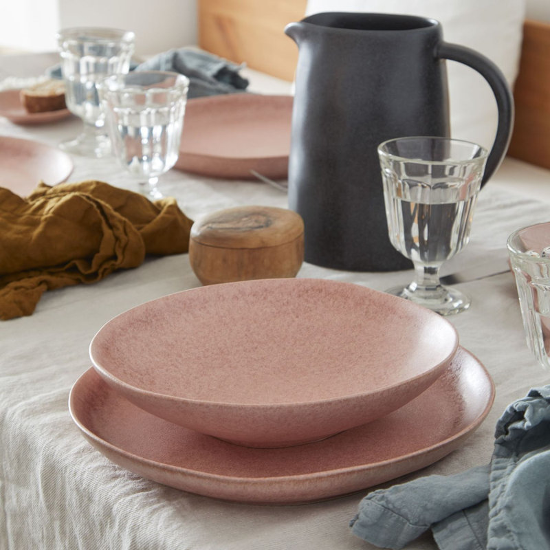 Livia Stoneware Pasta Dish, Mauve Rose