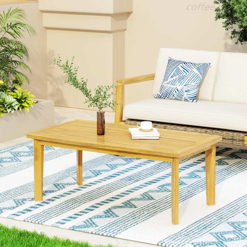 Table basse simple en bois massif Bertok