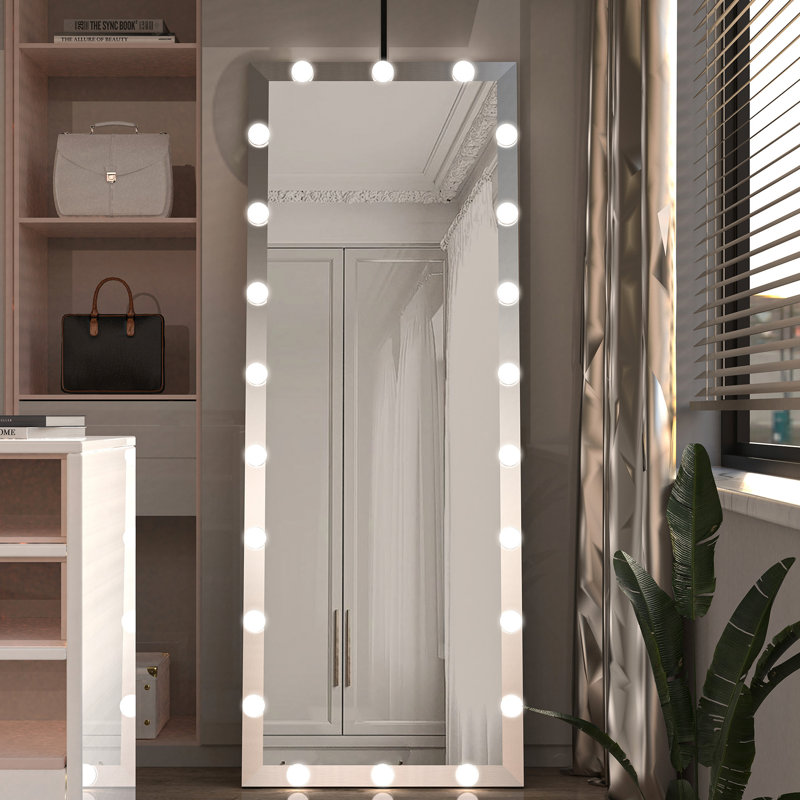Miroir de salle de bain avec éclairage intégré : 160 x 61 cm, argenté, 3 modes et intensités, cadre en aluminium, fixation murale ou sur pied, pour chambre ou salle de bain.