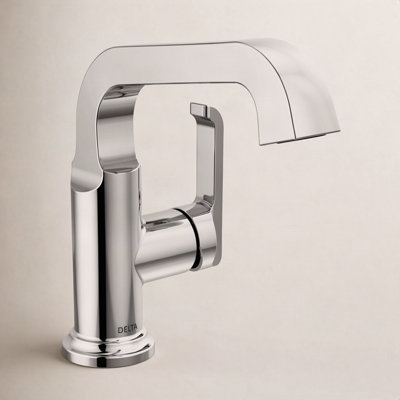 Tetra Single-Hole Faucet with Drain Assembly