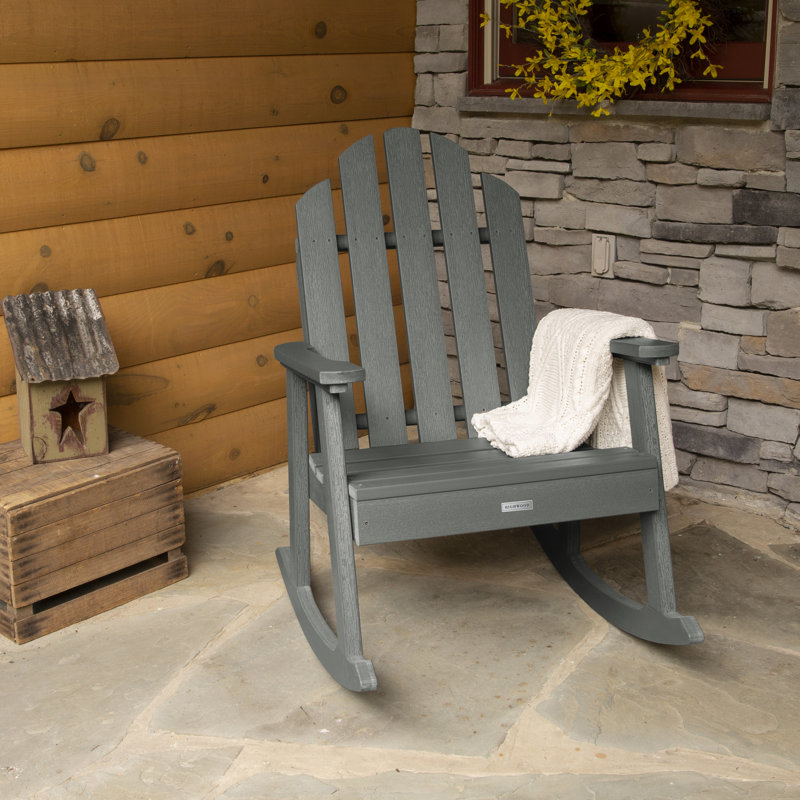 Chaise berçante d'extérieur en plastique Rialto, Teck côtier