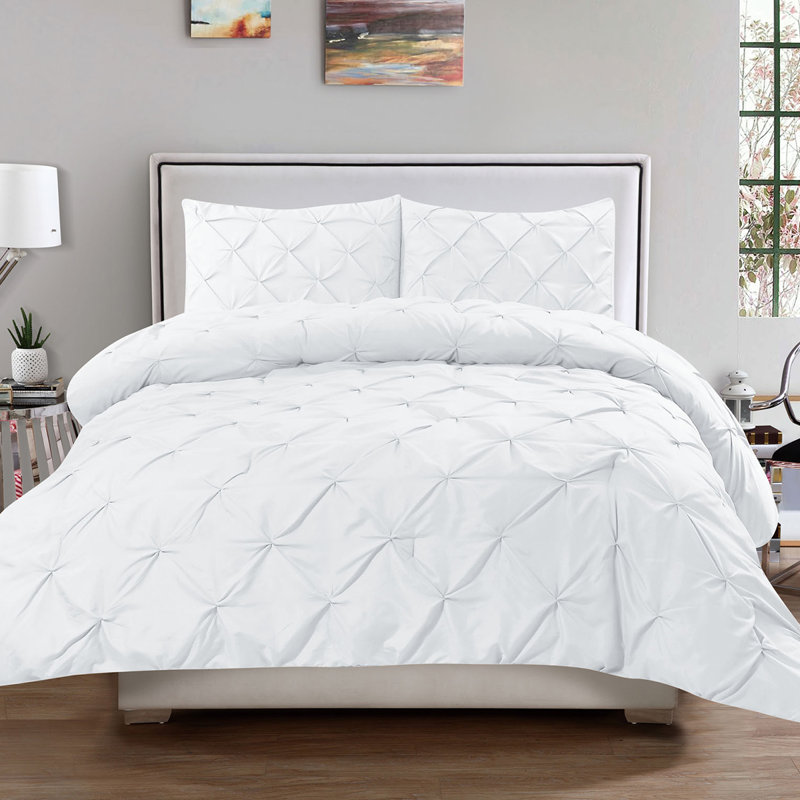 King White Microfiber Pintuck Duvet Cover Set