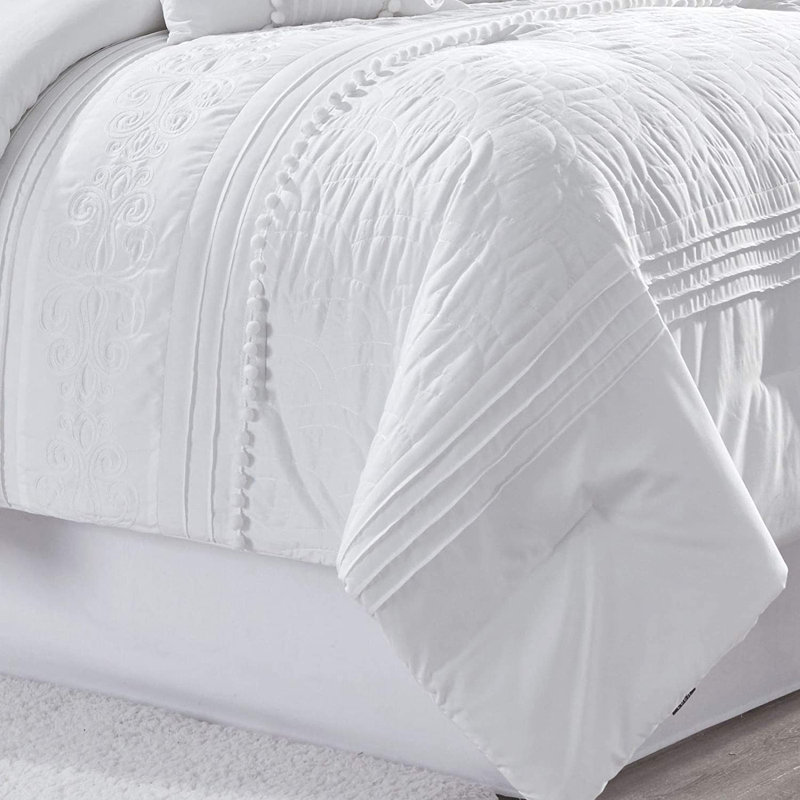 Modern & Contemporary Polyester Floral Comforter, Queen Comforter + 6 Additional Pieces, White