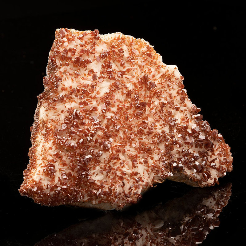 Vanadinite on Barite / Ver. 2