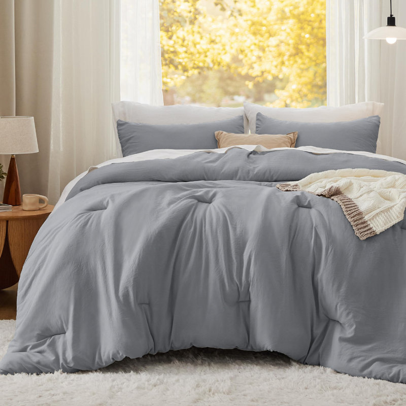 Bedsure Reversible Prewashed Comforter Set, King Comforter + 2 Standard Pillowcases, Grey