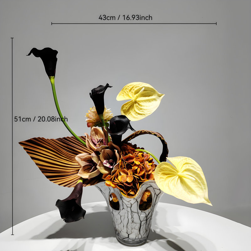 Ornements de fleurs simulées