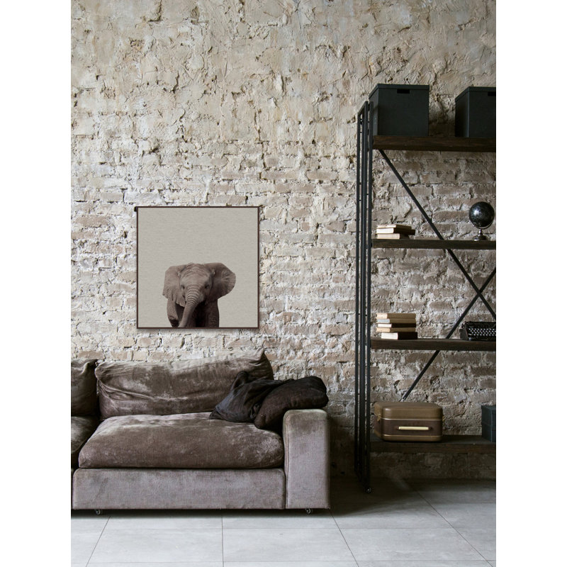« éléphant surprise », art encadré, H 12 po x l 12 po x P 1,5 po