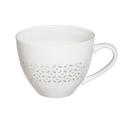 Keyshawn Ceramic Teacup and Saucer