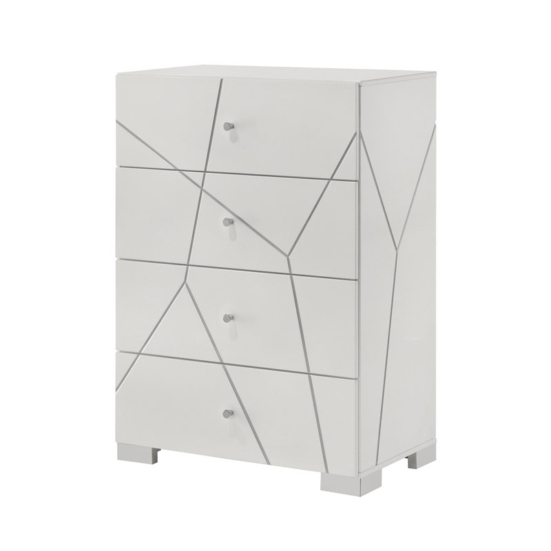 Commode contemporaine à quatre tiroirs