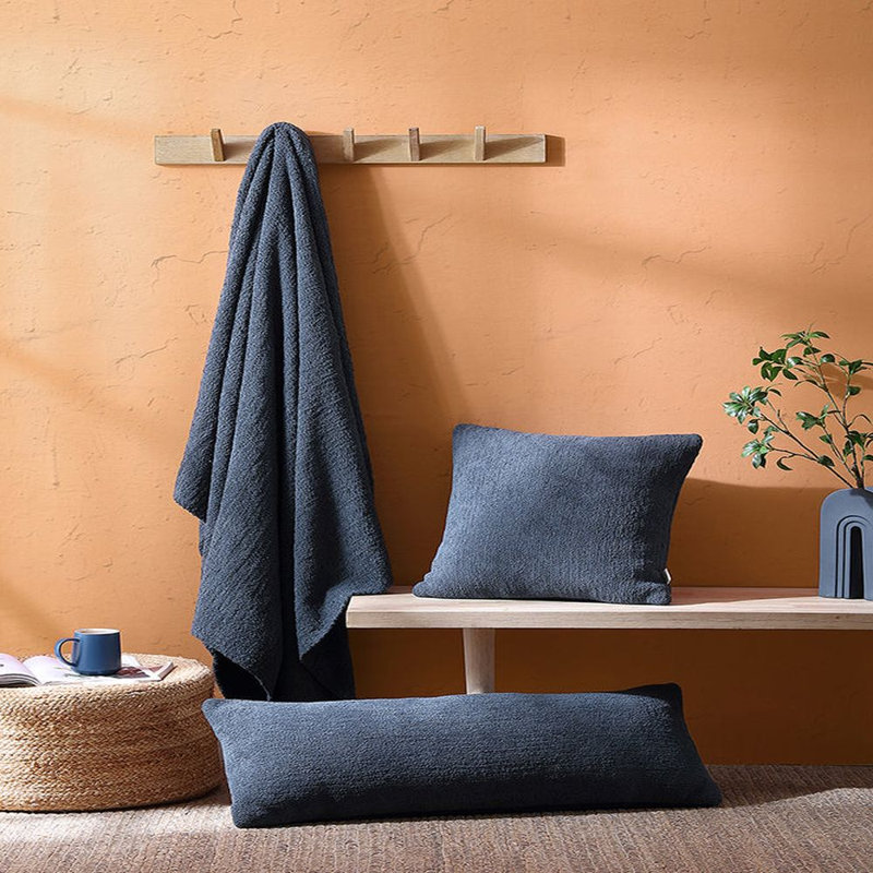 Snug Square Pillow Cover & Insert, Midnight, 20" H x 20" W