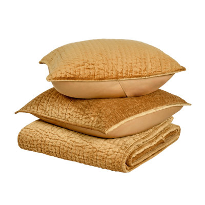 Bari 3-Piece Velvet Rayon Quilt Set