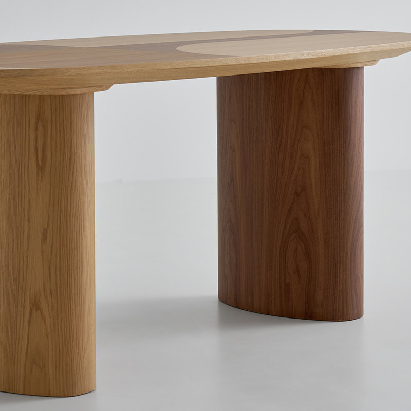 Kloss, 29.13"H x 70.87"L x 33.46"W