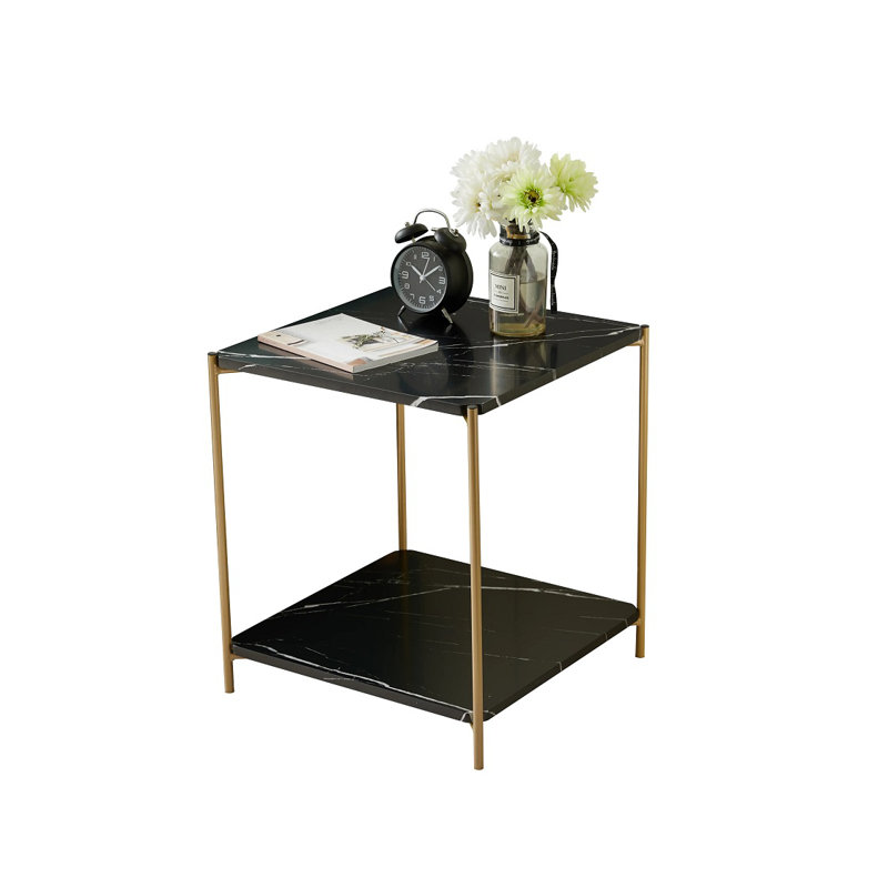Table de bout Raevin avec tablettes de rangement en faux marbre et structure en métal, table de chevet pour chambre à coucher, salon ou table d'appoint moderne