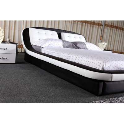 Janae Piece Bedroom Set