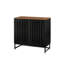 Armoire noire moderne avec porte grillagée et structure en métal, rangement spacieux pour la maison, pied de porte rayé à lattes multifonctionnel, espace spacieux