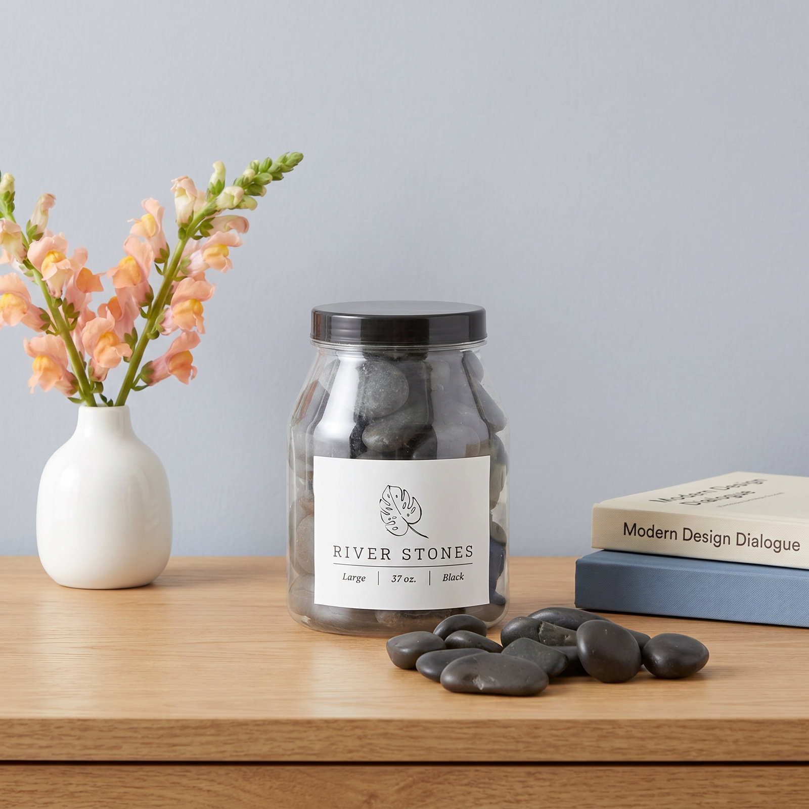 Apollo Vase Filler, Black