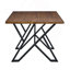 Table de salle à manger d'intérieur avec pieds en métal