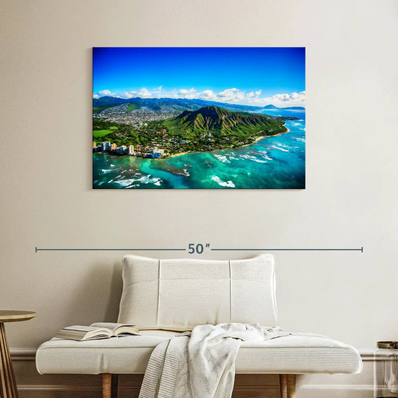 Harpa Diamond Head View, 26" H x 39" W
