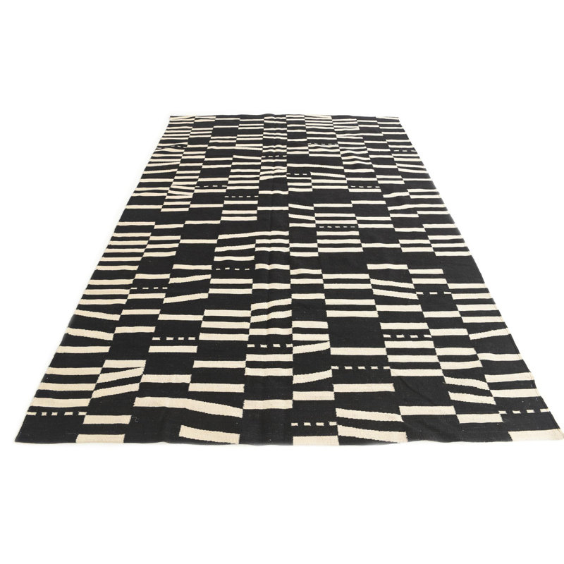 Tapis noir Newsom