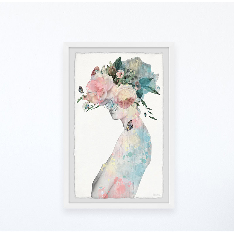 «Flower and Butterflies II», reproduction encadrée, H 45 po x l 30 po x P 1,5 po