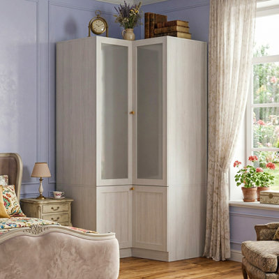 Armoire