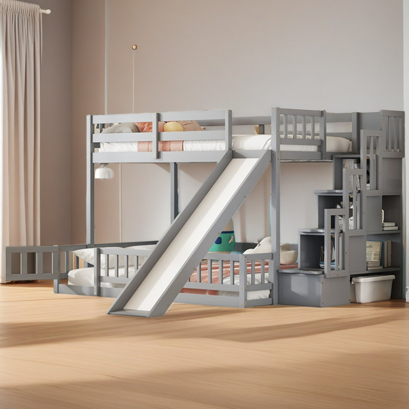 Lit simple superposé au dessus d'un lit double avec glissade, escalier de rangement, lit superposé en bois de pin massif avec garde-corps