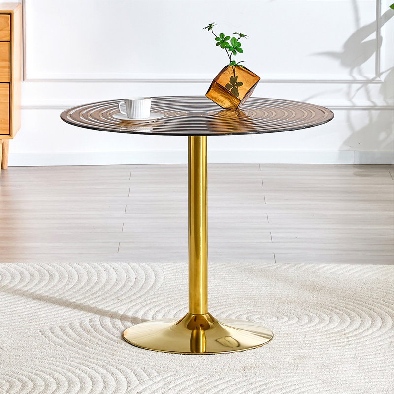 Table ronde en verre brun clair de luxe de 35 pouces de diamètre. Pilier en métal doré. Négociation, table basse, table de salle à manger. Convient aux petits espaces de salle à manger de 2 à 4 personnes.