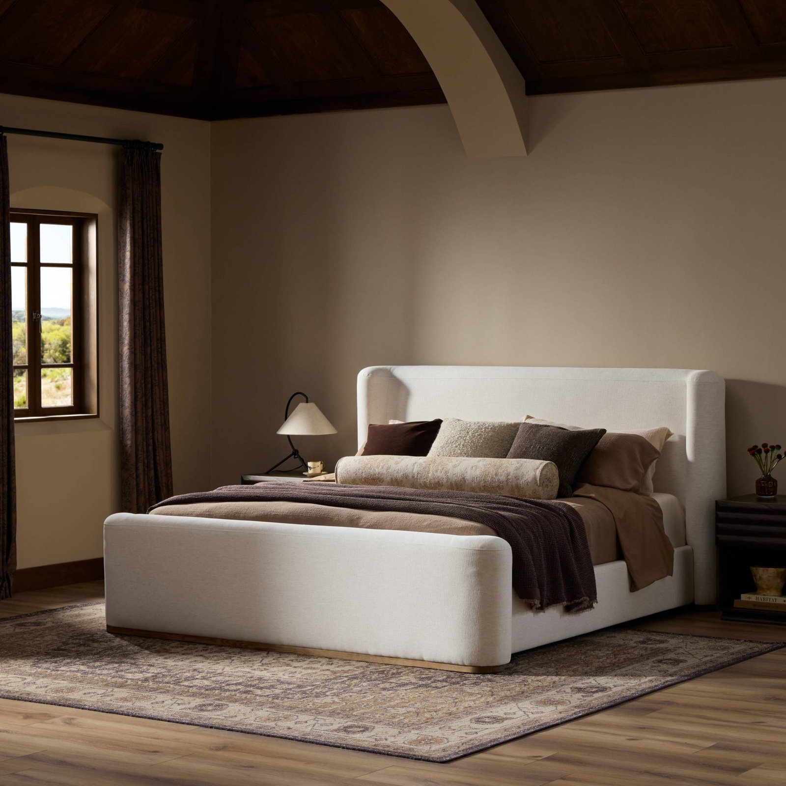 Fane Wingback Bed, Queen, Crypton Nomad Snow