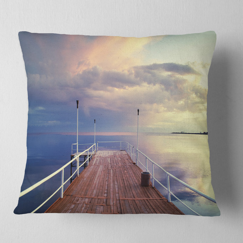 Coussin Pier Under Bright Sky, 16 po x 1 po, Coussin décoratif