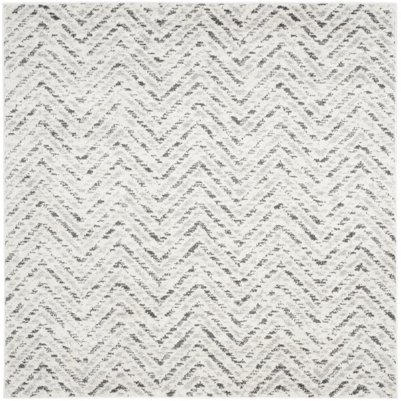 Tapis ivoire et gris anthracite à motif de chevrons Bethlyn, Carré 8 pi