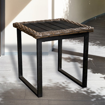 Moby Square Metal Outdoor Side Table , 22'' in. W 22'' in. D