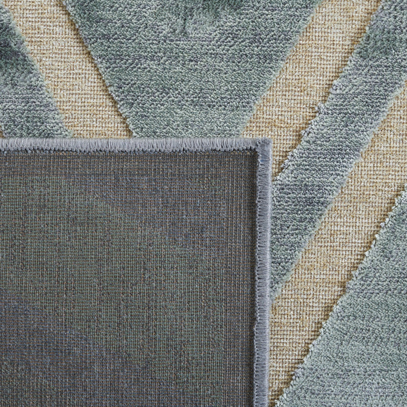 Haileymarie Paradise Performance Chevron Rug, Rectangle 5'3" x 7'6"