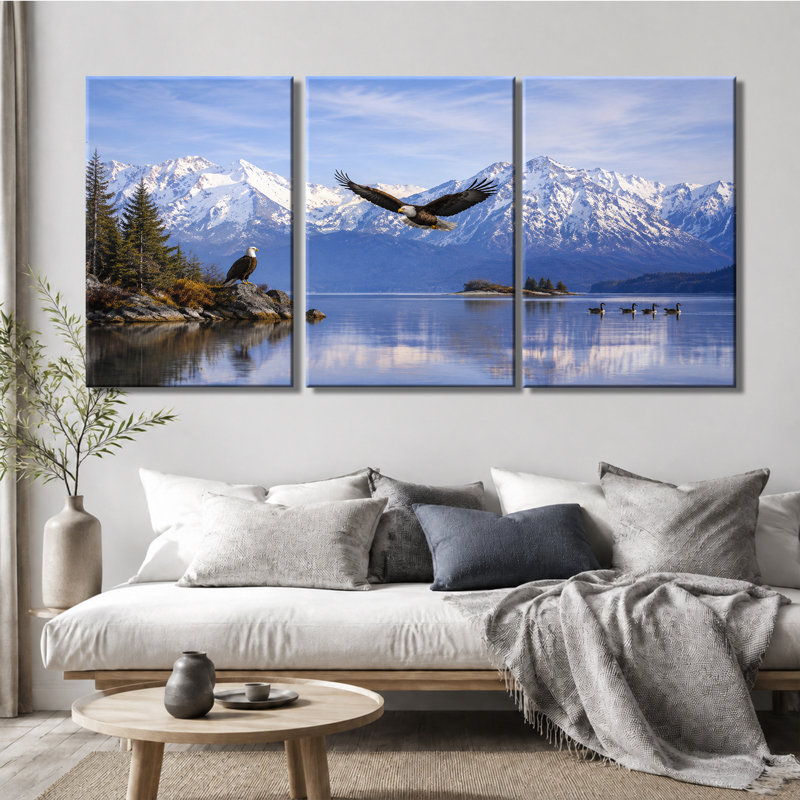 Tableau en trois panneaux représentant un aigle à tête blanche dans un lac de montagne, imprimé sur toile tendue pour le salon