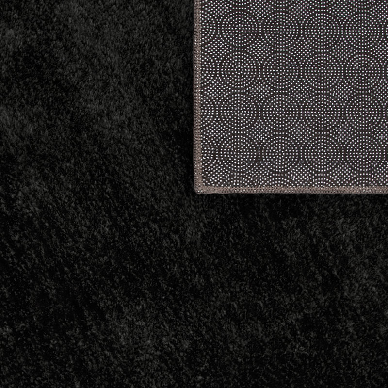 Tapis uni de couleur unie fabriqué à la machine en noir, Noir, Tapis de couloir 3 pi 3 po x 6 pi 7 po