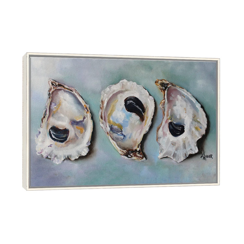 «Bay Oyster Shells» par Kristine Kainer, reproduction, Toile avec cadre flottant, H 26 po x l 40 po, Blanc patiné