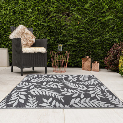 Floral Flatweave Indoor / Outdoor Area Rug