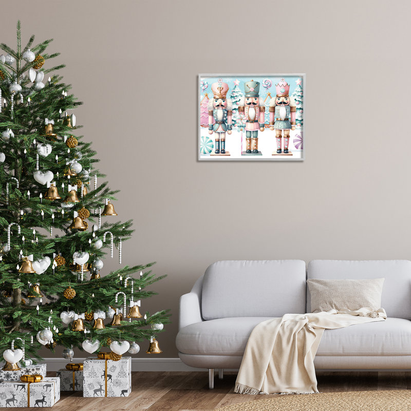 «Pastel Nutcracker Trio», estampe numérique encadrée par Nicole DeCamp, Estampe numérique encadrée blanc bord de mer