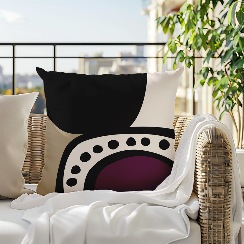 Oreiller carré réversible intérieur / extérieur Tobe Minimalist, H 15 po x l 15 po, Mauve / noir / blanc cassé