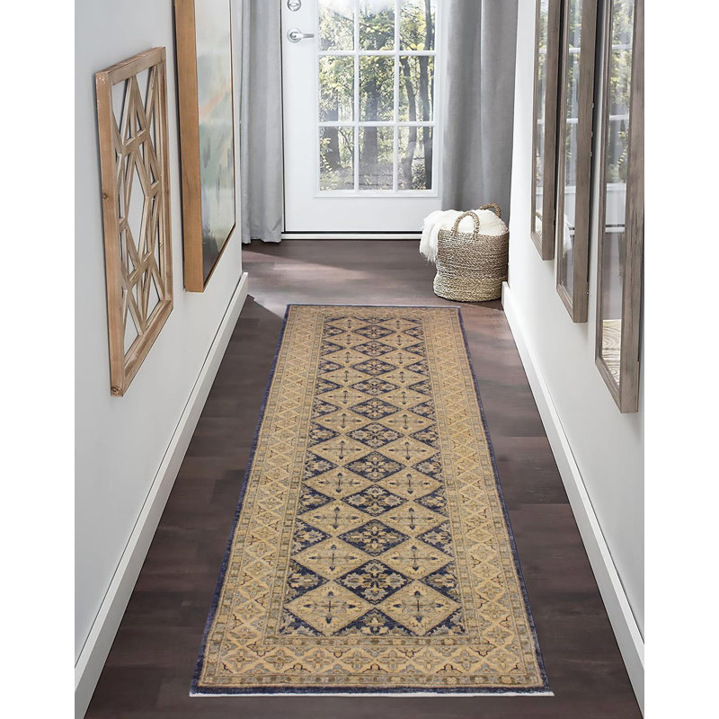 Tapis de couloir beige en laine noué à la main 2 pi 9 po x 8 pi Grigori