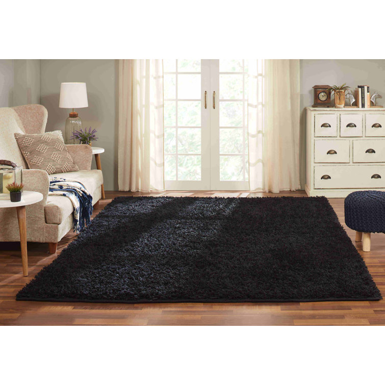 Tapis noir à poils longs Headrick