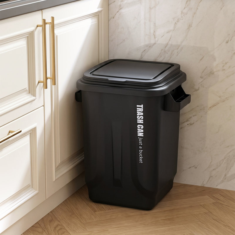 PP Kitchen Trash Can, Black