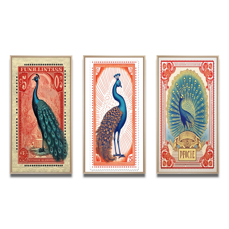 «Stamp Illustration Of Glorious Peacock», 3 pièces sur toile, Encadré naturel, H 20 po x l 36 po