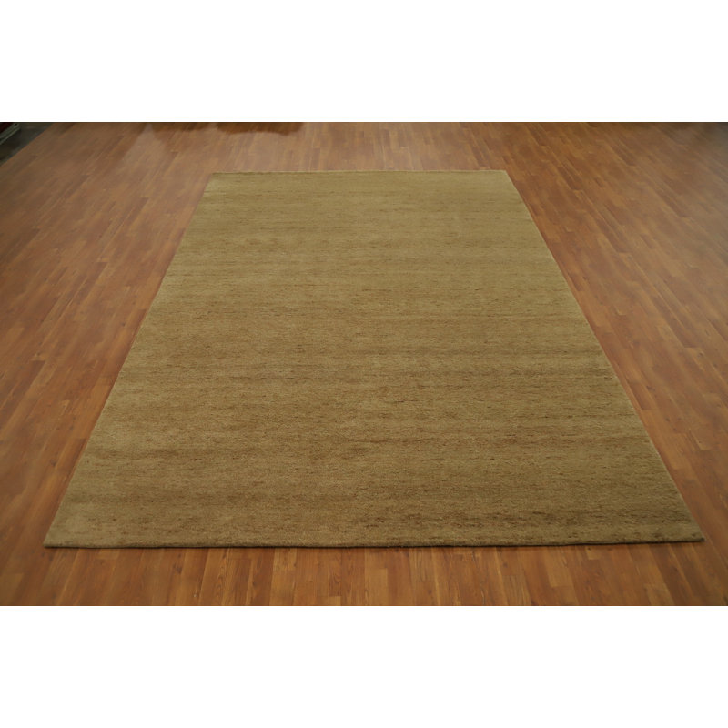 Apportez de la chaleur à n'importe quel espace avec ce tapis de style Gabbeh 8 x 12